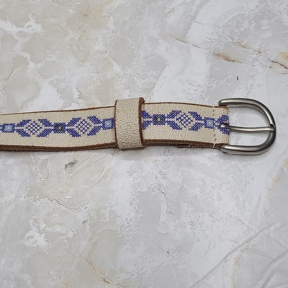 Unique cross stitch leather belt - Picture 2 of 7